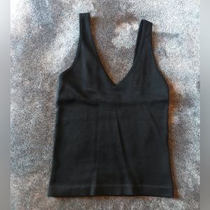 Fitted Ribbed V-neck Tank